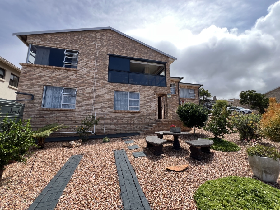 3 Bedroom Property for Sale in Wavecrest Eastern Cape